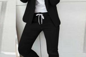 Elegantní jednobarenvý kalhotový kostým Estrena, černý