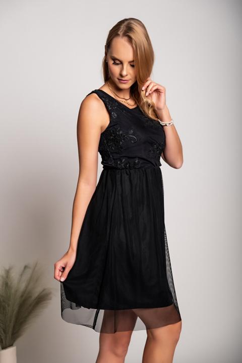 Elegantní šaty s kulatým výstřihem a výšivkou Dilana, černá