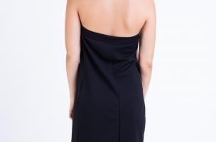 Elegantní mini šaty kolem krku Maxwell, Černá