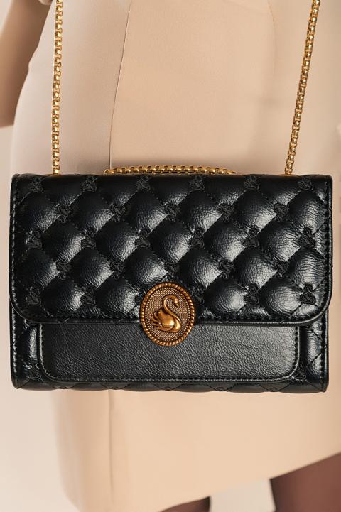 Malá kabelka s prošívaným detailem, černá
