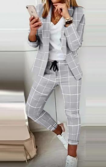 Kalhotový kostým s potiskem Estrena, světle šedá - kostkovaný