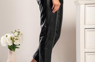 Elegantní kalhoty z umělé kůže Vinyola, černé