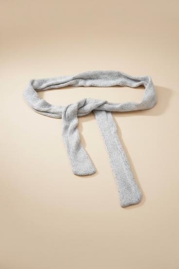 Pásek, šedý