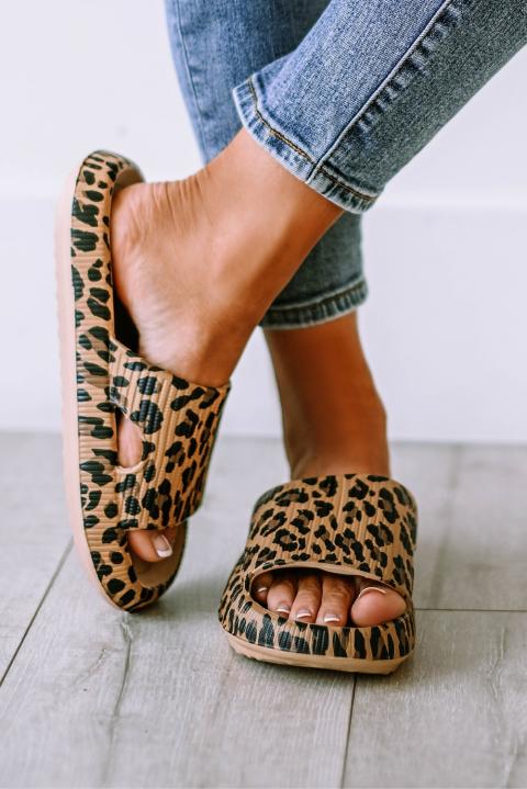Pantofle s leopardím potiskem