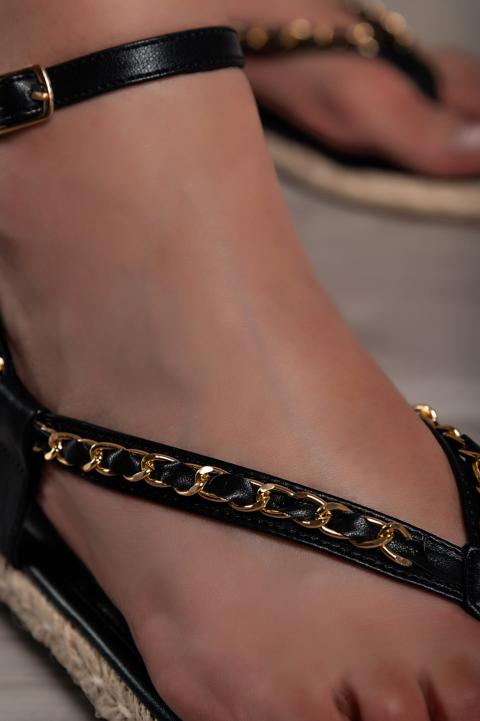 Sandály s ozdobným řetízkem, černé