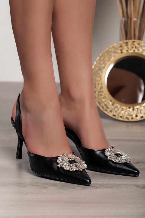 Boty s ozdobnou broží, černé